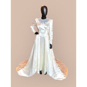 Vintage 40s Liquid Satin Long Sleeve Wedding Dress